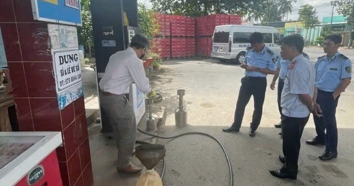 Vĩnh Long phát hiện 9 mẫu xăng dầu không đạt chuẩn, phạt hơn 1,7 tỉ đồng