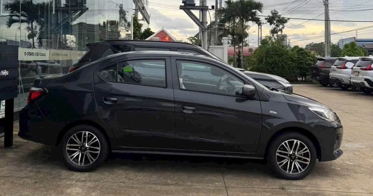 Tin tức giá xe: Mitsubishi Attrage giảm 80 triệu tại đại lý, giá thực tế rẻ hơn Hyundai i10