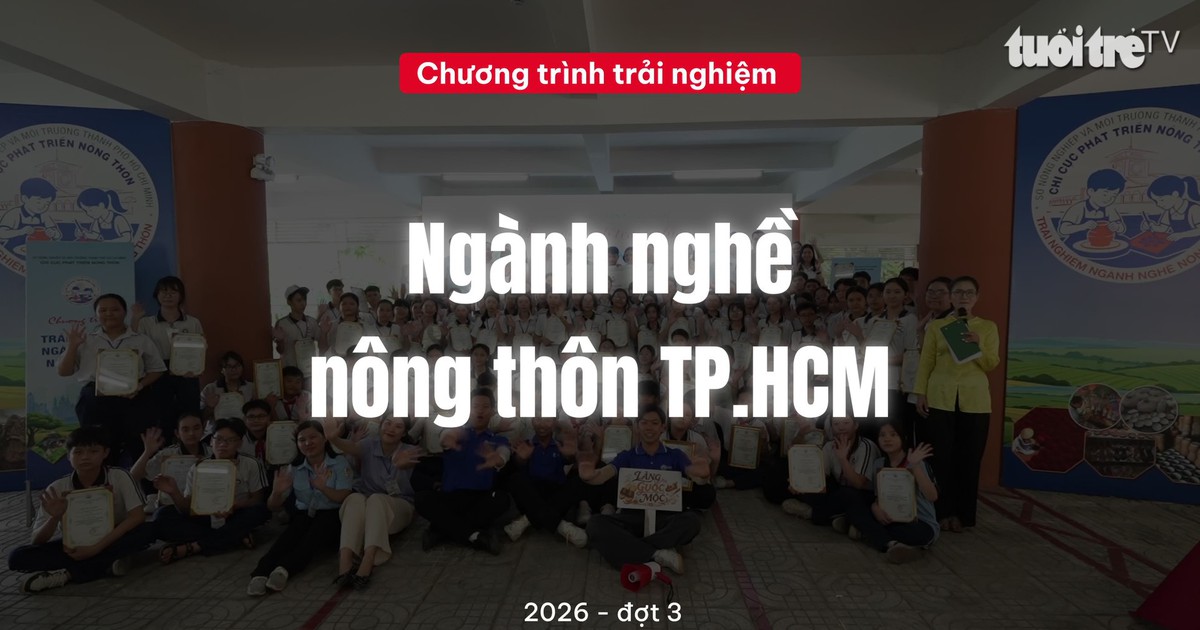 Học sinh TP.HCM sắm vai nghệ nhân sơn mài, gốm