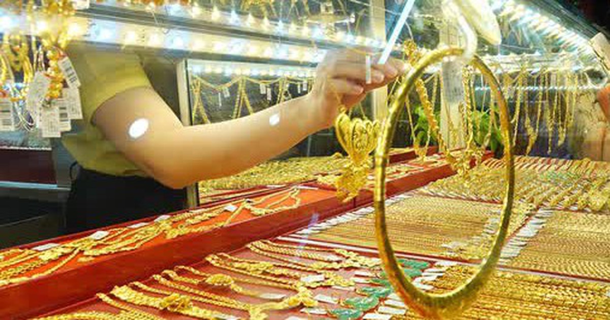 Đồng USD suy yếu, giá vàng tăng ngày 6-8