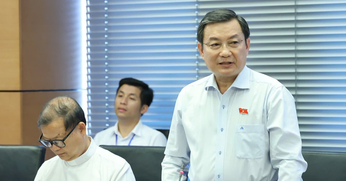 Đại biểu Quốc hội: Đề xuất mở cửa dịch vụ tài chính ngoài ranh Trung tâm tài chính quốc tế