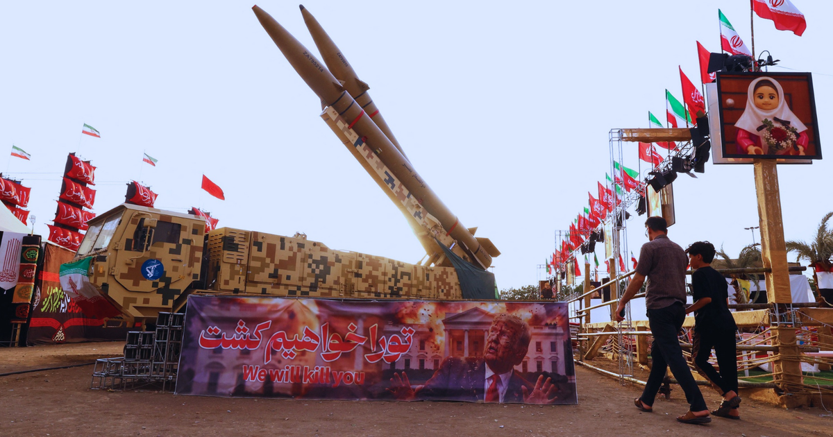 Iran gửi thông điệp đến vùng Vịnh: Thuyết phục ông Trump hoặc hứng đòn tấn công
