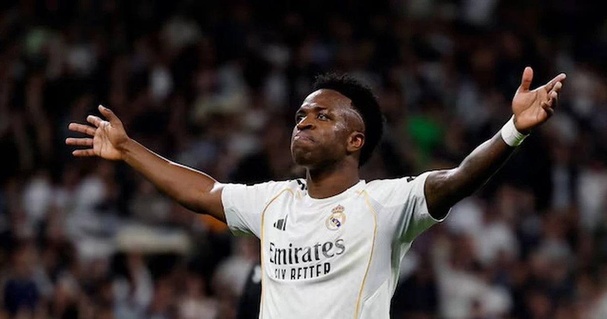 Tiền đạo Vinicius gia hạn hợp đồng với Real Madrid thêm 6 năm