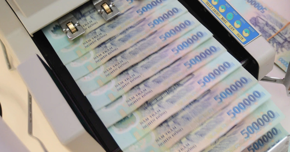 Lần đầu tiên có ngân hàng vươn tới cột mốc 20.000 tỉ đồng thu nhập lãi thuần