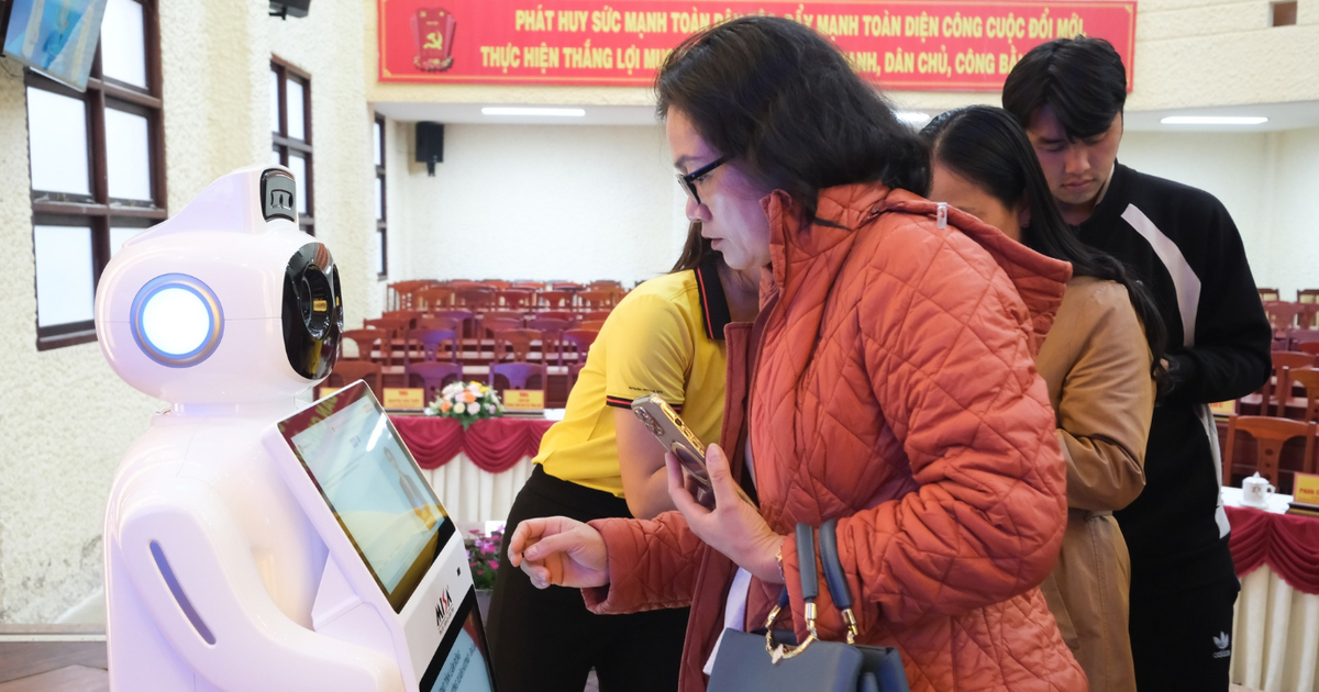 AI robot deployed as administrative receptionist in Vietnam’s Da Lat