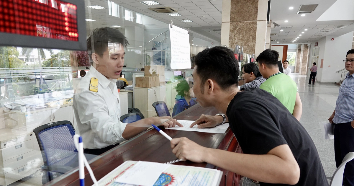 Chủ sở hữu hưởng lợi của doanh nghiệp cũng bị tạm hoãn xuất cảnh như người đại diện pháp luật