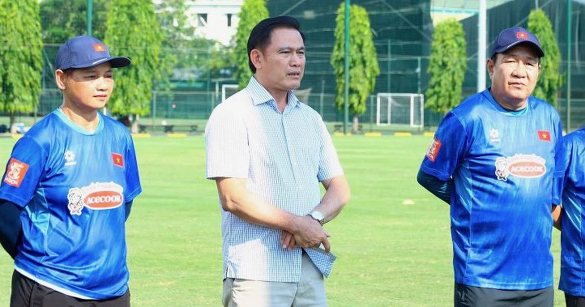 Lãnh đạo VFF động viên đội tuyển nữ Việt Nam trước Asiad 2026
