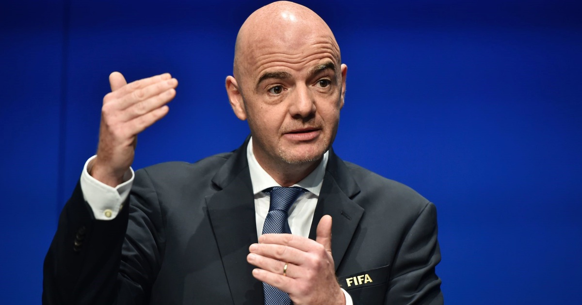 Báo Anh: UEFA từng chi tiền cho nhân tình của Infantino