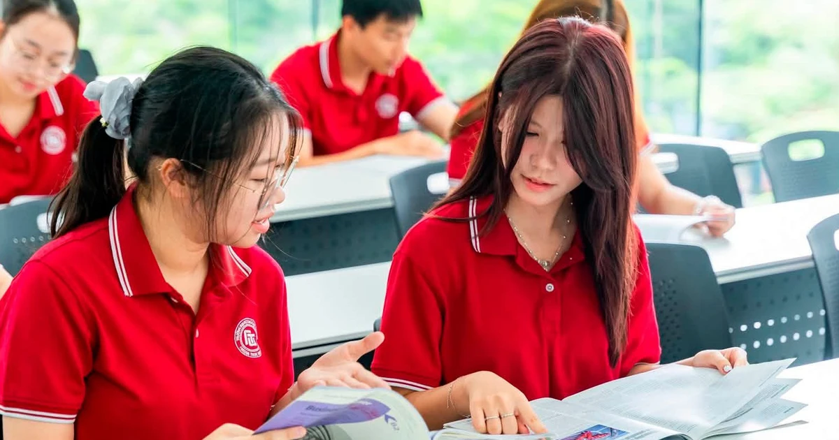 Điểm chuẩn Trường đại học Ngoại thương: Ngành kinh tế đối ngoại lấy gần 30/30 điểm