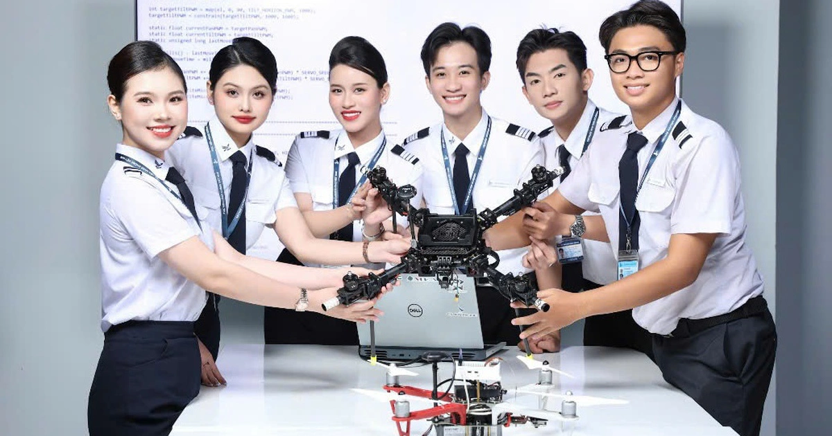 Điểm chuẩn Học viện Hàng không Việt Nam: Bất ngờ nhóm ngành tăng 4 - 6 điểm