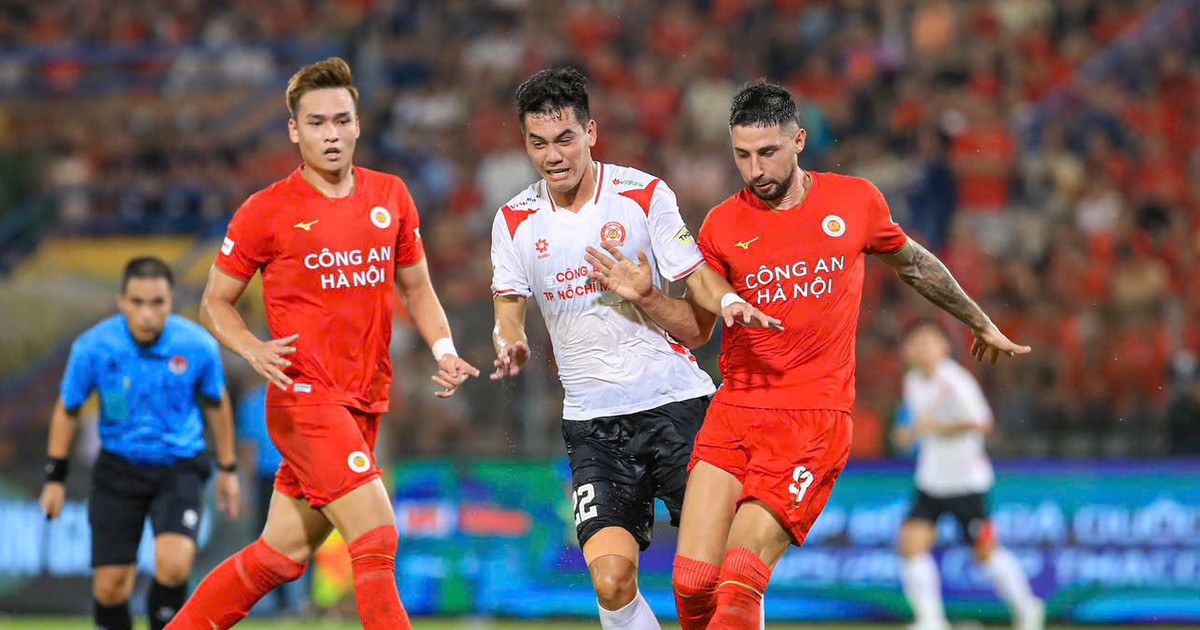 V-League 2026-2027: Cầu thủ hết đường câu giờ, lăng mạ đối thủ