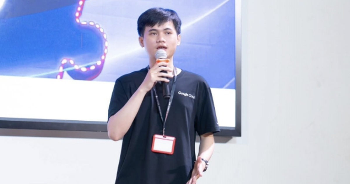 Sinh viên ngành Công nghệ thông tin HUFLIT và hành trình mở lối qua những đấu trường công nghệ