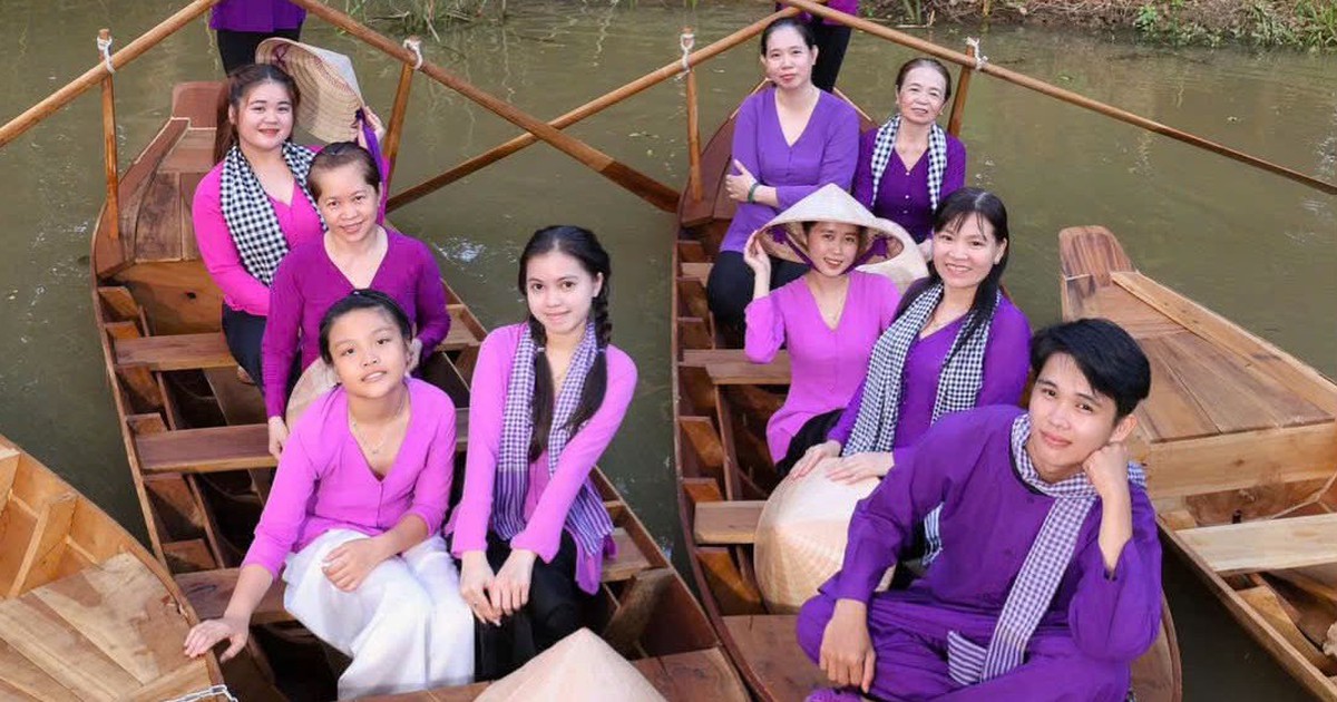 Chiếc áo bà ba mời bà tư, bà năm cứ lấy mặc