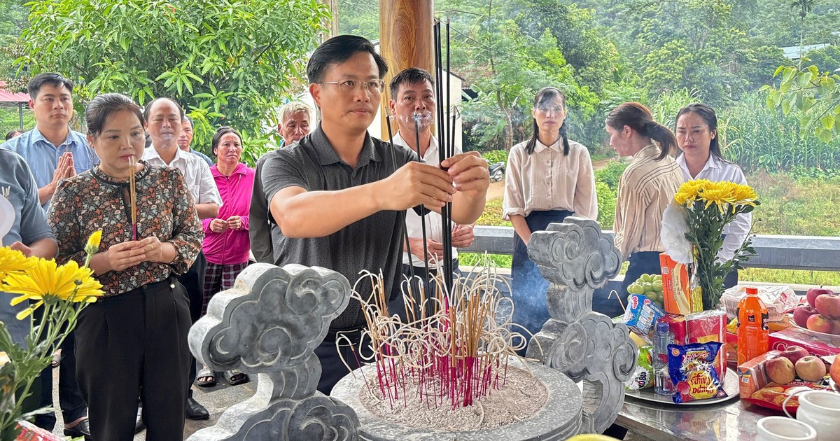 Dâng hương, tưởng niệm 67 nạn nhân vụ lũ quét ở Làng Nủ cách đây 2 năm