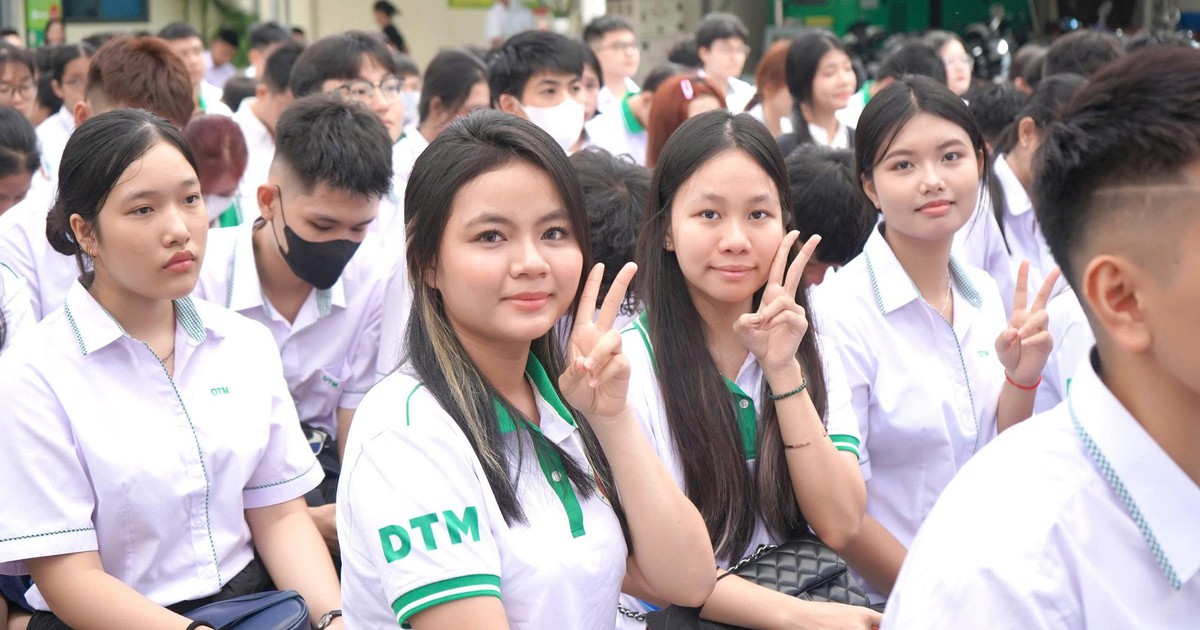 Hiệu trưởng Trường ĐH Tài nguyên và Môi trường: Sinh viên hãy chủ động nuôi dưỡng lối sống xanh