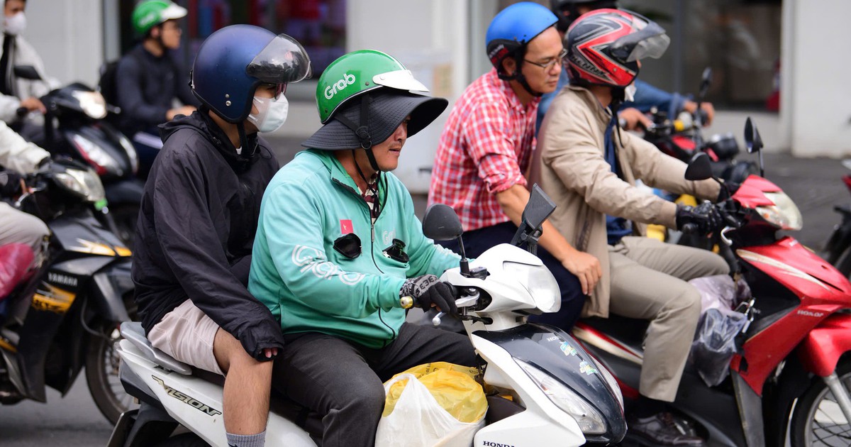 Grab khẳng định không chế tài, khóa tài khoản tài xế tạm tắt ứng dụng
