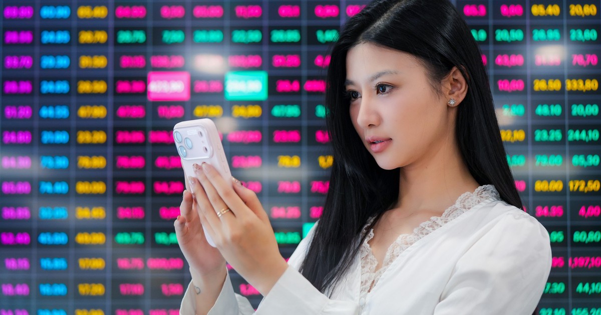 Khối ngoại và tự doanh cùng bán ròng trong tuần VN-Index mất hơn 57 điểm