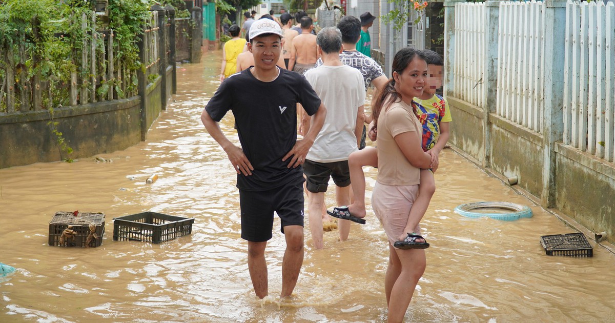 Mưa lớn đang dịch chuyển ra phía bắc Đà Nẵng
