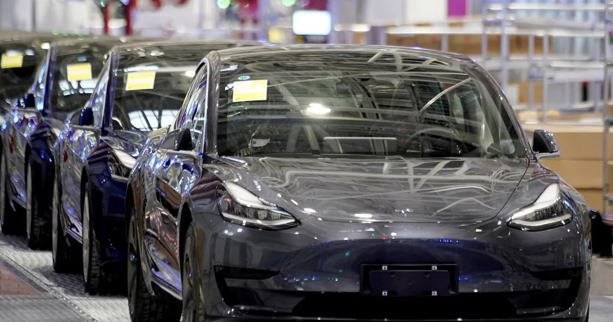 Tesla vào Việt Nam, đường đua xe điện đã đông giờ thêm nóng
