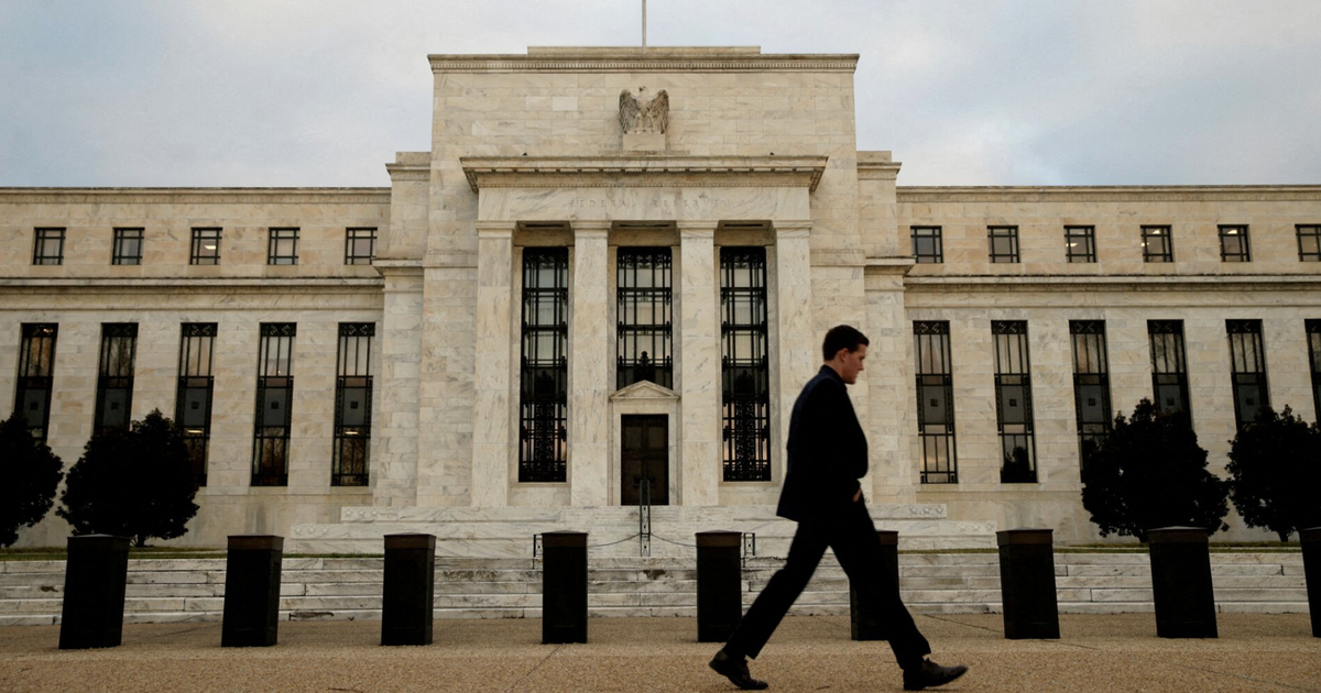 Fed có hạ lãi suất trước sức ép từ ông Trump?