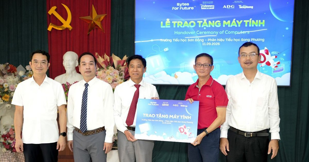 Keppel donates computers to boost digital skills for more than 2,300 Hanoi students