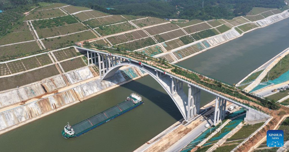 Trung Quốc mở kênh đào dài 134km ở Quảng Tây, nối sông với Biển Đông