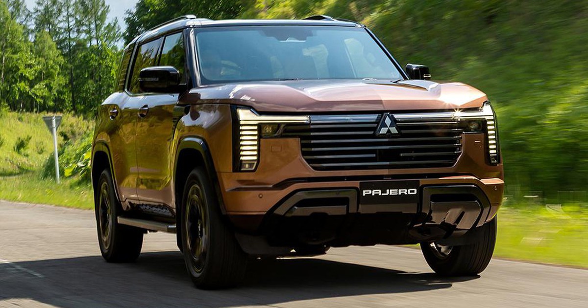 Mitsubishi Pajero mới là đối thủ Everest, Prado nhưng lấy xe đắt hơn làm chuẩn