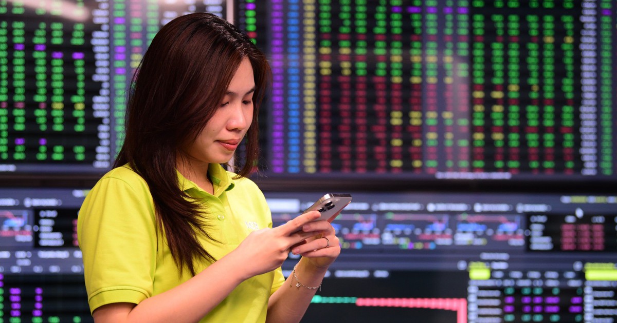 Chứng khoán 17-9: Fed tăng lãi suất, kịch bản nào cho VN-Index?