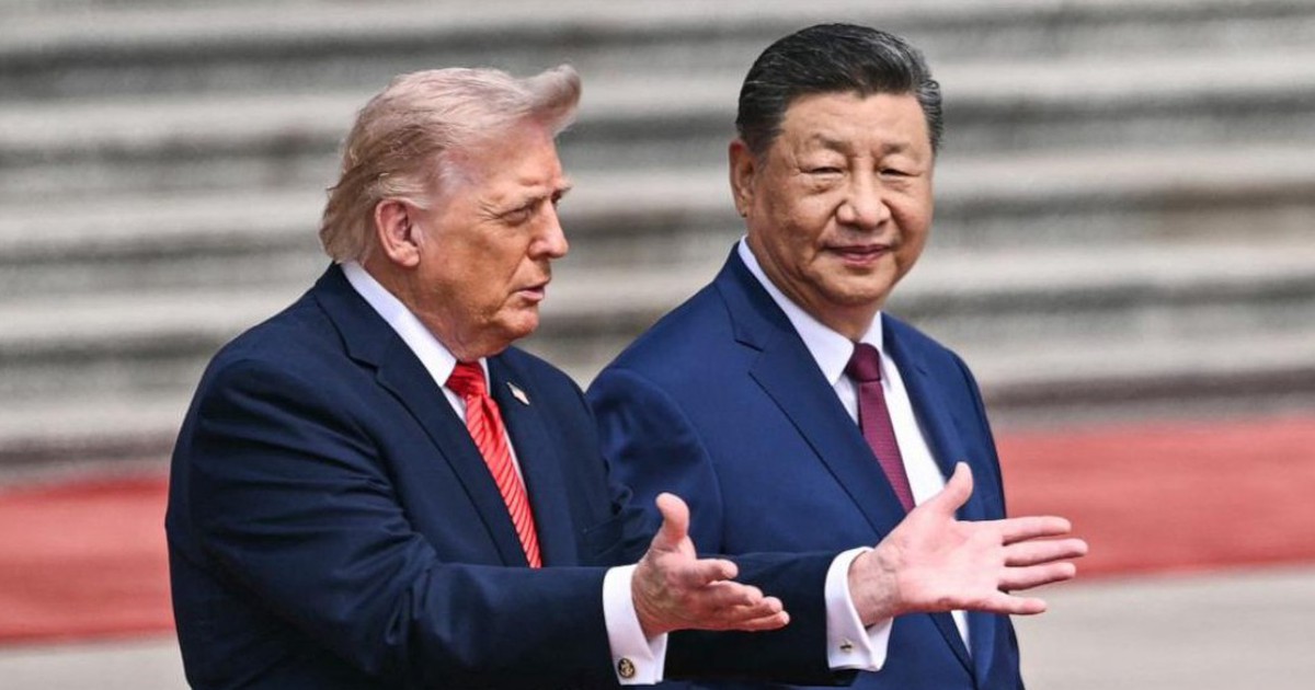 Vì sao ông Trump đích thân ra sân bay đón ông Tập là chuyện hiếm có? - Tuổi Trẻ Online