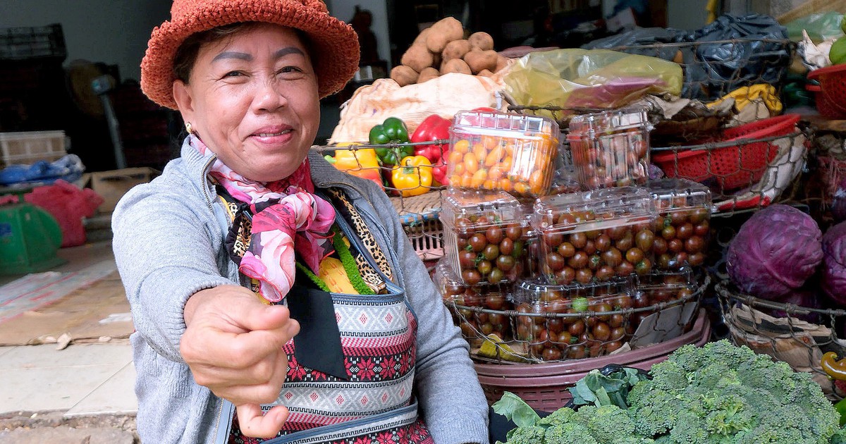 Vì sao chợ Đà Lạt vẫn sống khỏe khi chợ truyền thống khác 'ngáp ngủ'?