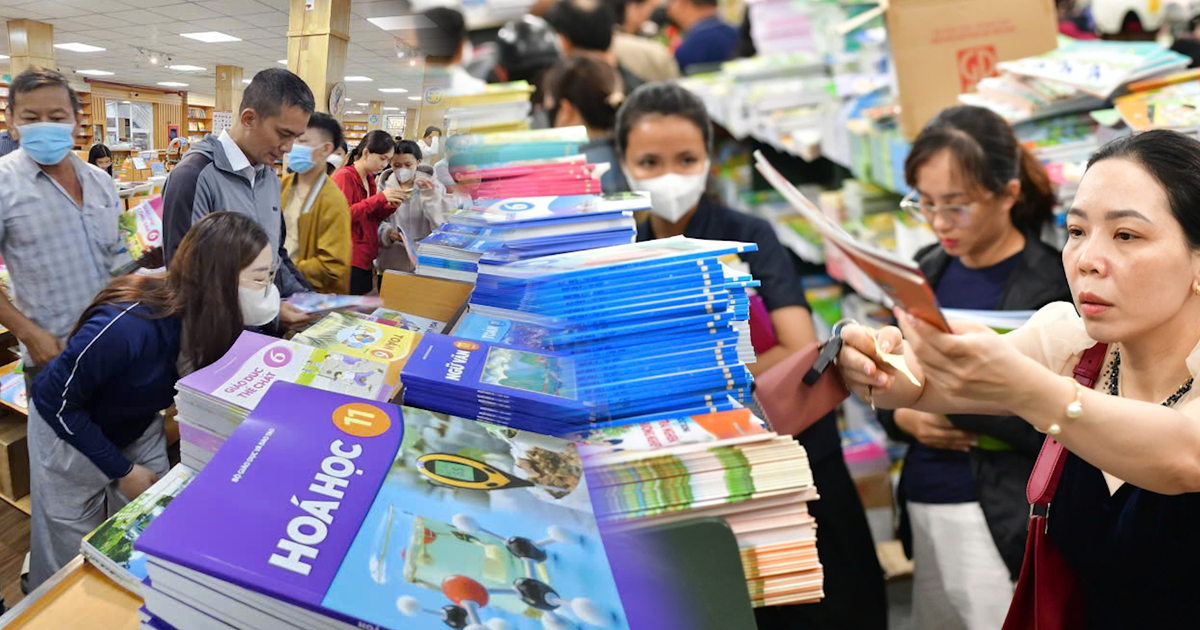 Thủ tướng chỉ đạo huy động mọi nguồn lực để in ấn, cung ứng đủ sách giáo khoa trước 22-9