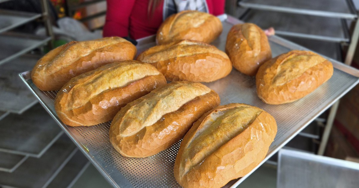 Bánh mì Thành Cổ ngon ra sao mà mỗi người chỉ được mua 3 ổ?