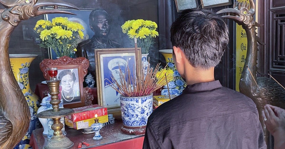 Tết Độc lập, dòng người nườm nượp thăm nhà lưu niệm Đại tướng Võ Nguyên Giáp
