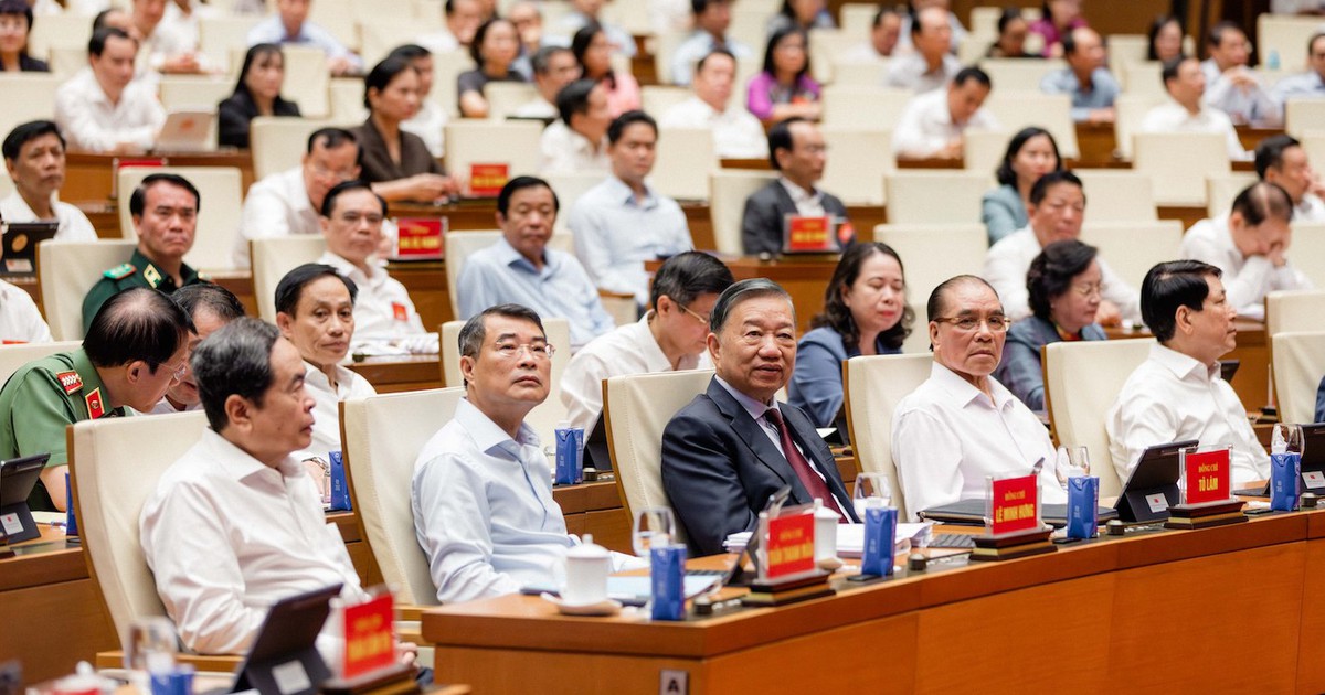 Sáng nay, Bộ Chính trị, Ban Bí thư tổ chức Hội nghị toàn quốc quán triệt một số nghị quyết, chỉ thị