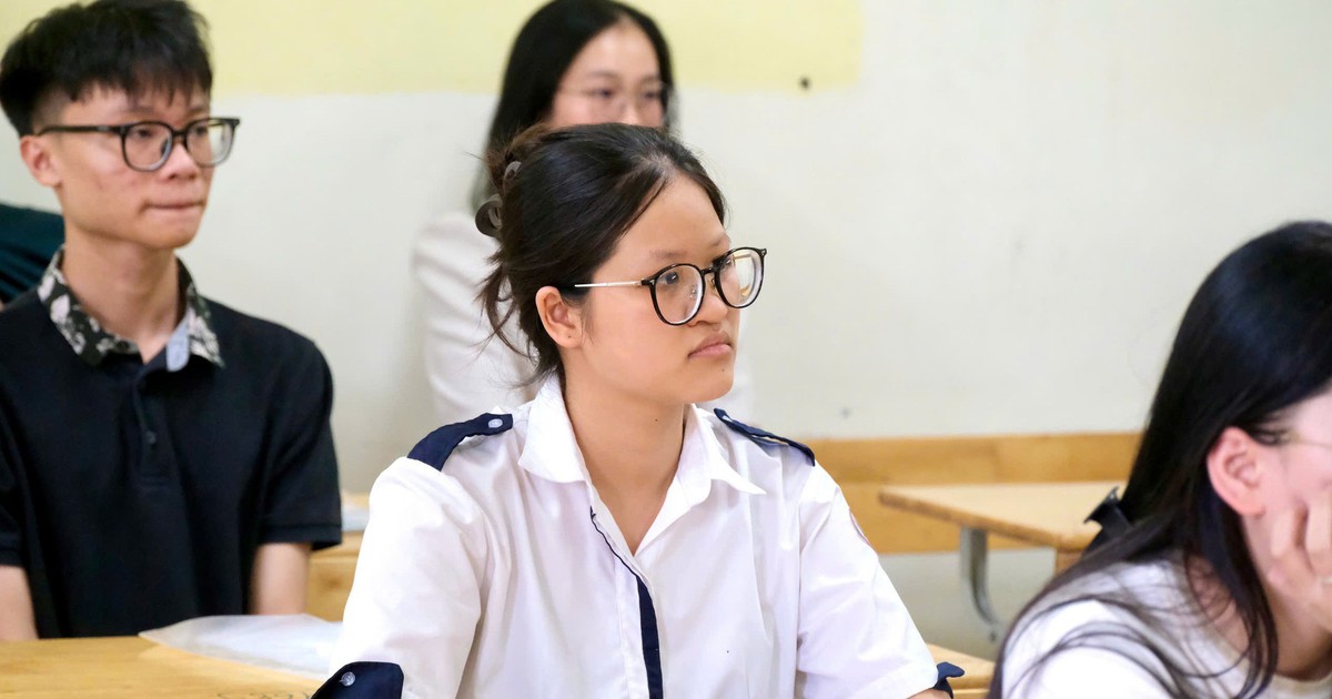 Phụ huynh lo 'bỏ cộng điểm IELTS làm giảm động lực học tiếng Anh', Bộ Giáo dục lên tiếng