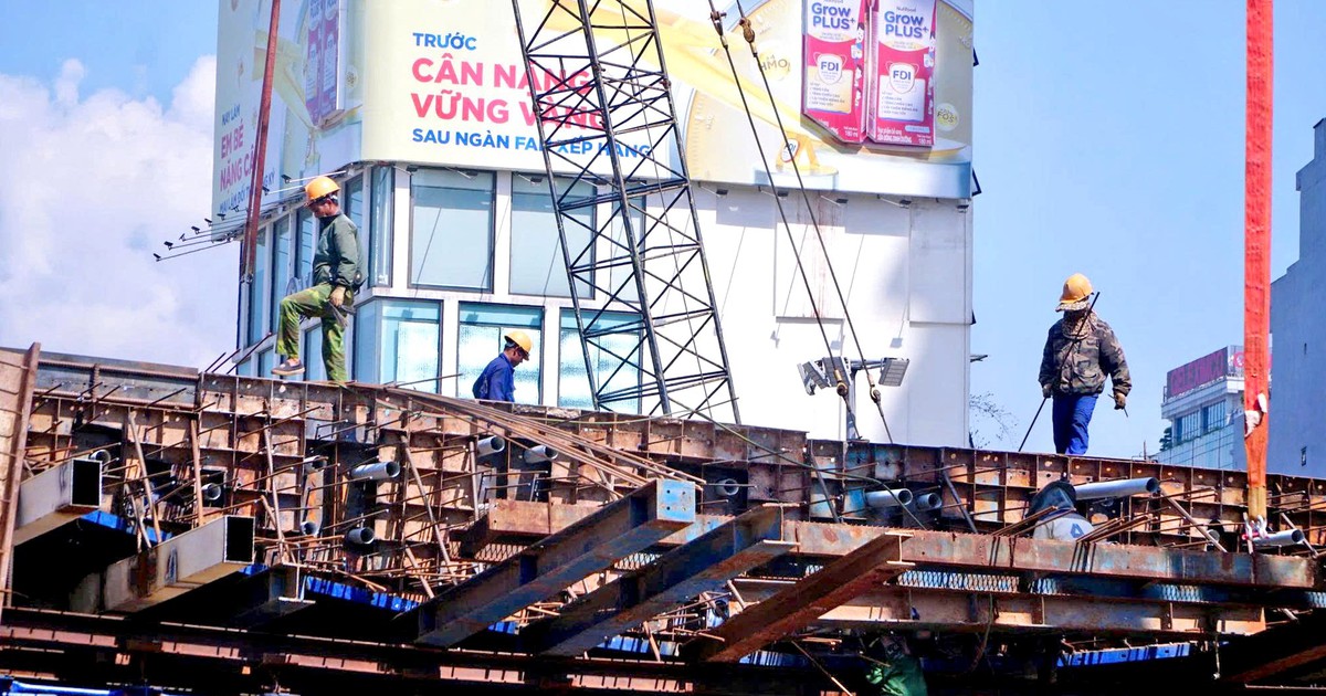 Hà Nội tổ chức lại giao thông trên đường vành đai 1 đoạn cầu vượt Nguyễn Chí Thanh đi Voi Phục