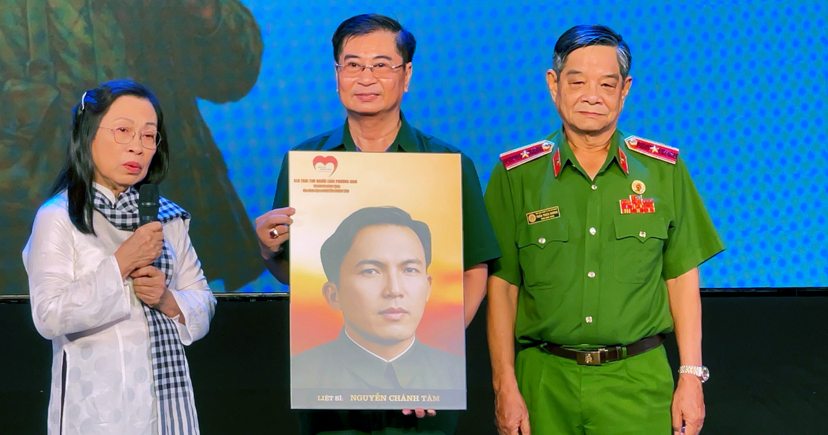 Xúc động chương trình nghệ thuật tri ân Ngày Nam Bộ kháng chiến