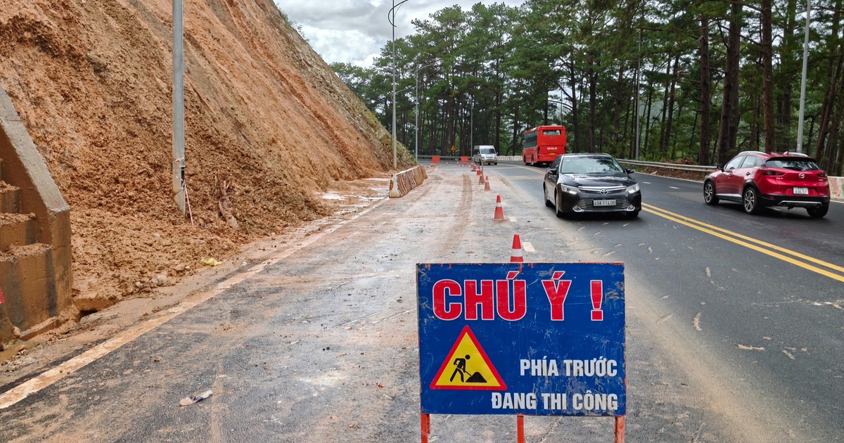 Sạt lở đèo Prenn Đà Lạt: Định vị vách ta luy bằng lưới thép