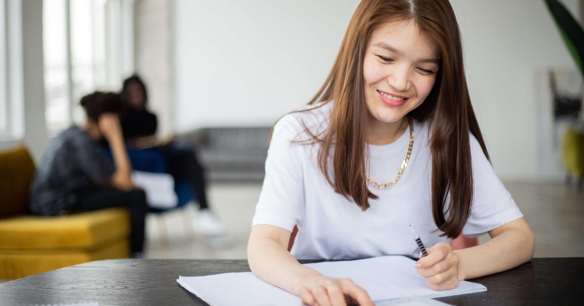 Mới: Thi IELTS trên máy tính, thí sinh vẫn có thể làm bài Viết trên giấy