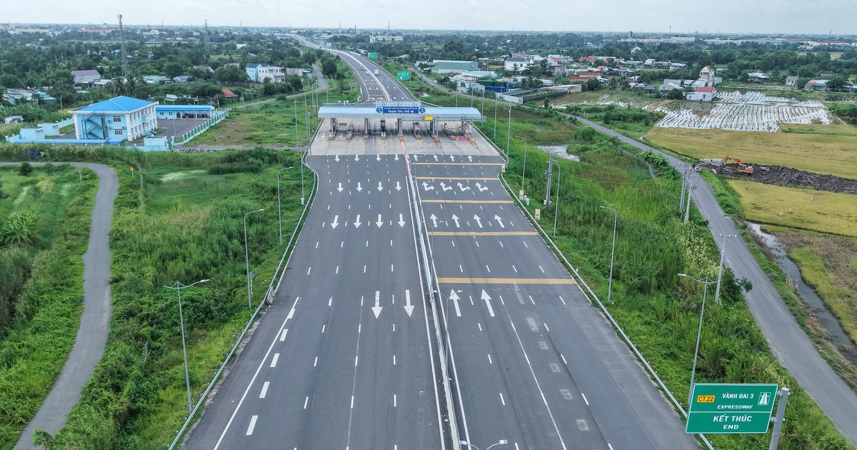 Ngắm cao tốc Bến Lức - Long Thành được hàng triệu người dân phía Nam chờ đợi ngày thông xe toàn tuyến