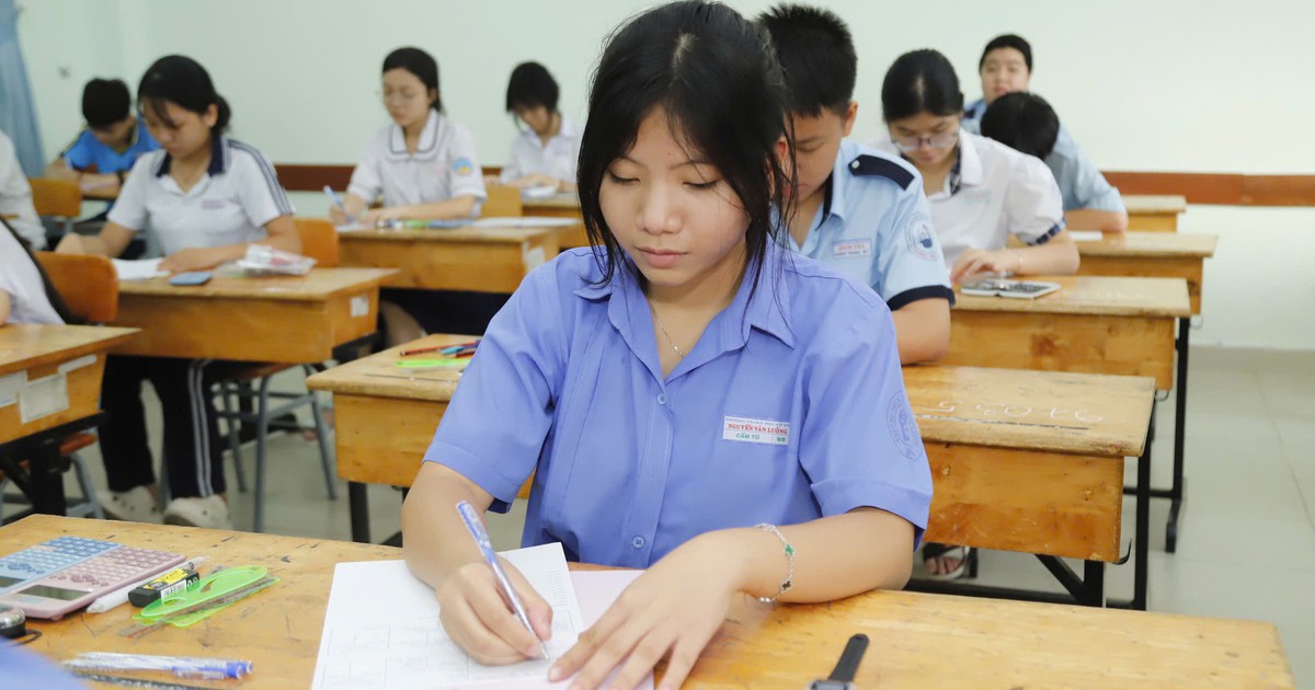 Thi lớp 10 chỉ còn toán, văn: Giảm môn thi nhưng có giảm áp lực?