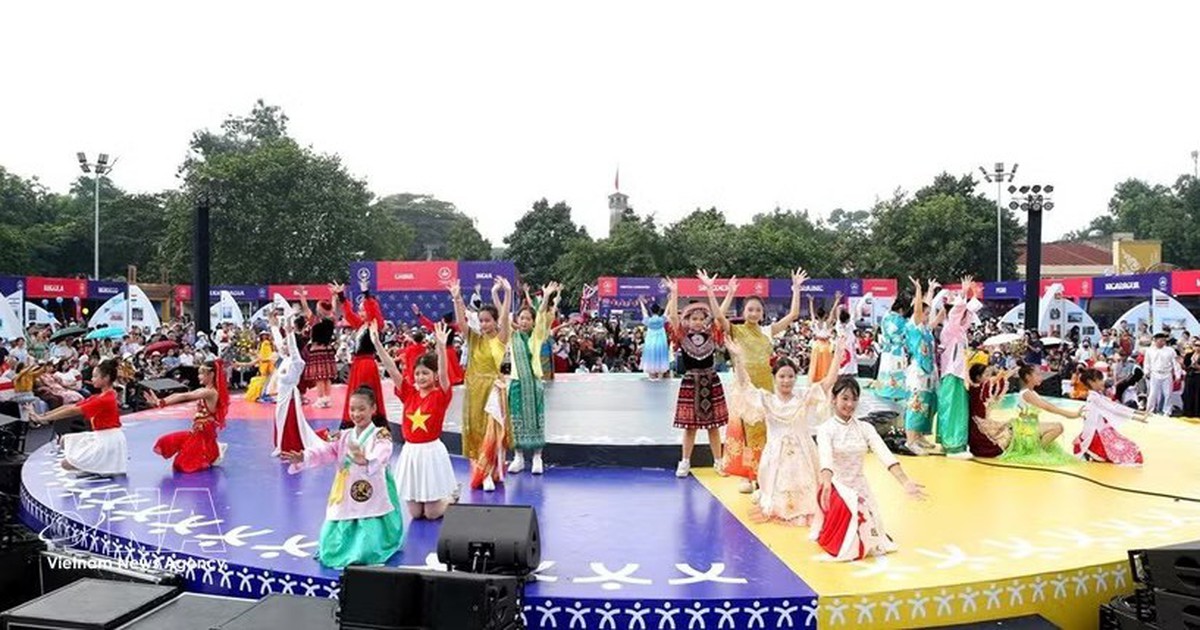World Culture Festival brings vibrant global showcase to Hanoi