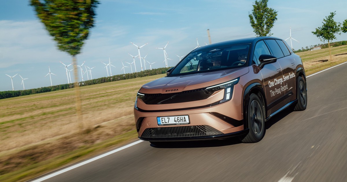 Seven-seat electric SUV sets a new long-distance record on a single charge