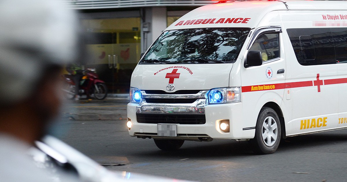 Đi 16km về nhà, gia đình bệnh nhân trả hơn 9 triệu đồng tiền xe cấp cứu và thuốc, Bộ Y tế yêu cầu làm rõ