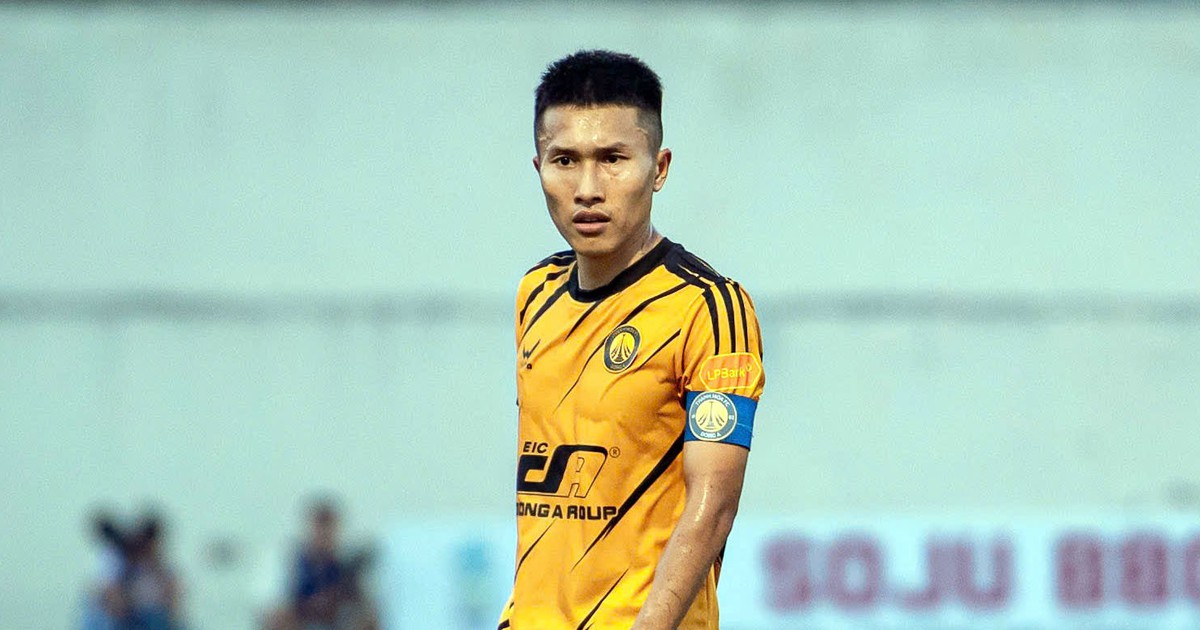 Hai cầu thủ bị treo giò dù V-League 2026-2027 chưa khai mạc