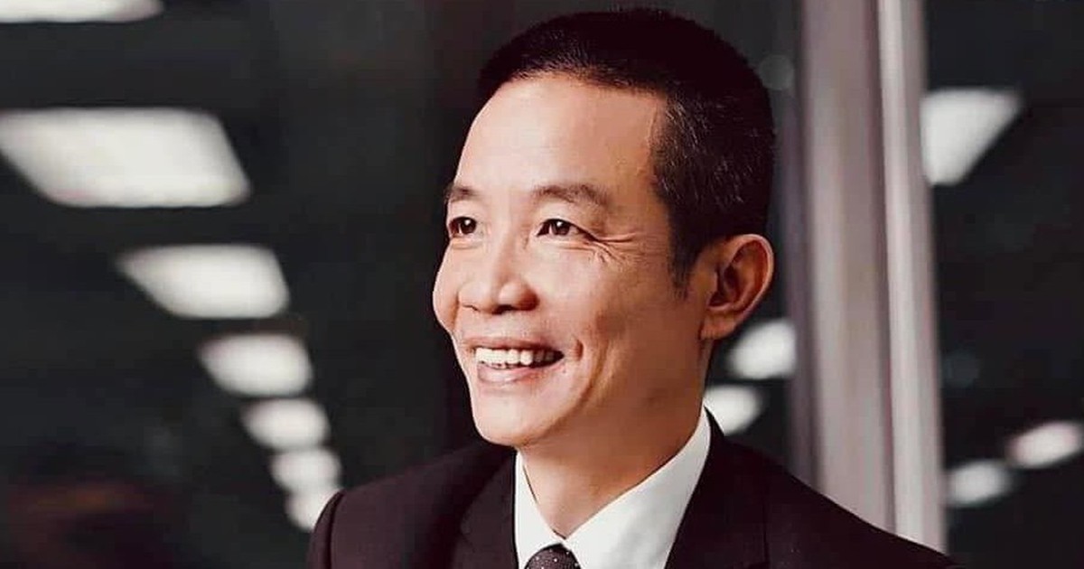 Bài thơ 'Cái đẹp' vào đề thi bị nhận xét 'như xe bò vấp ổ gà', nhà thơ Nguyễn Vĩnh Tiến nói gì?