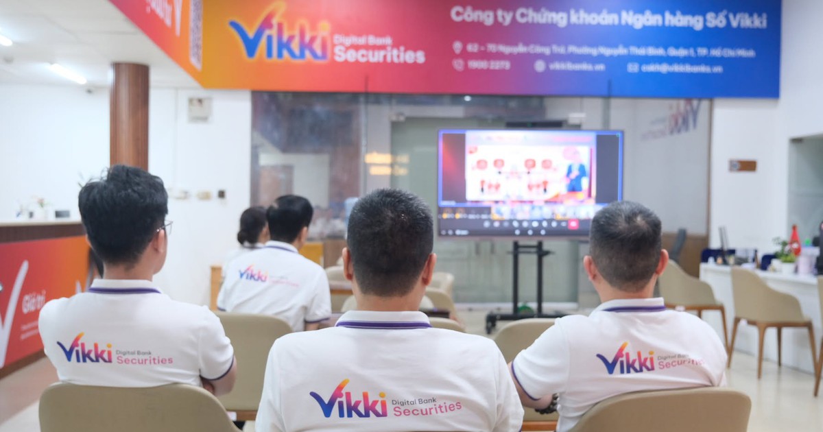Một công ty chứng khoán tăng vốn gấp 7 lần, gần 86% cổ phần về tay 12 nhà đầu tư mới