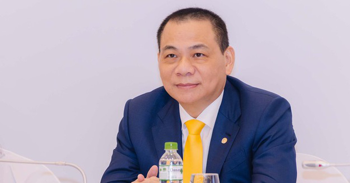 Vingroup lập kỷ lục vốn hóa 2 triệu tỉ đồng trên sàn chứng khoán
