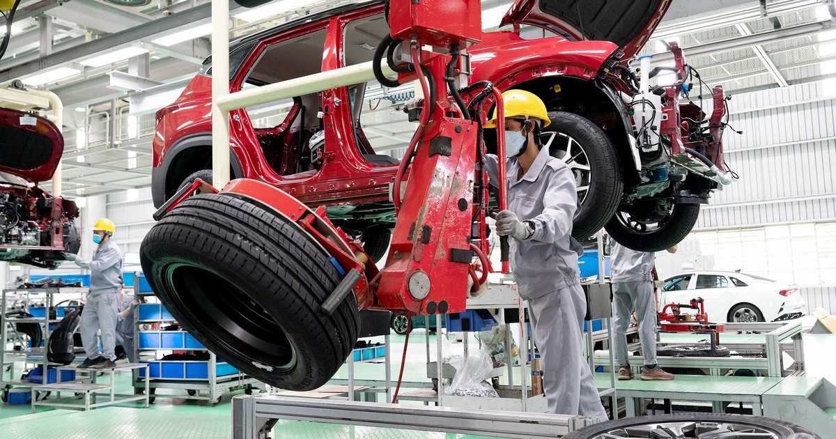 Phó thủ tướng yêu cầu 5 bộ trưởng giải quyết dứt điểm vướng mắc chuyển giao công nghệ ô tô