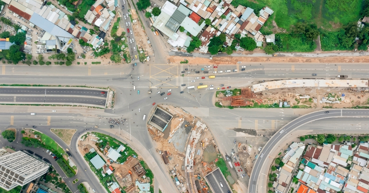 Long-blocked land cleared for major An Phu junction project